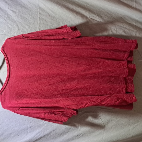 Woman's plus size tee shirt - Picture 4 of 5